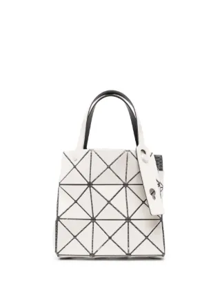 BAOBAO ISSEY MIYAKE ポーチ　白 0400020455529?wid=600&hei=800&
