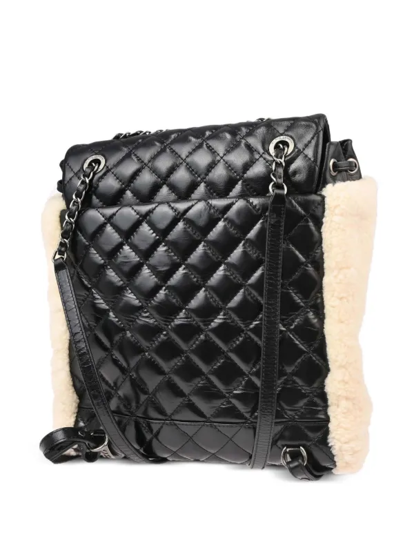 CHANEL Pre-Owned 2013 Shearling Backpack | Neutrals | FARFETCH