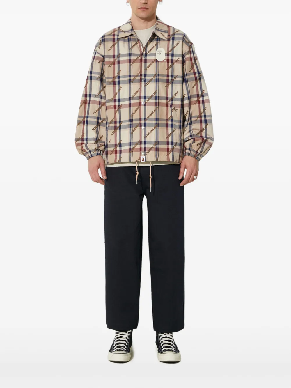 A BATHING APE Geruit jack met geborduurd logo Beige