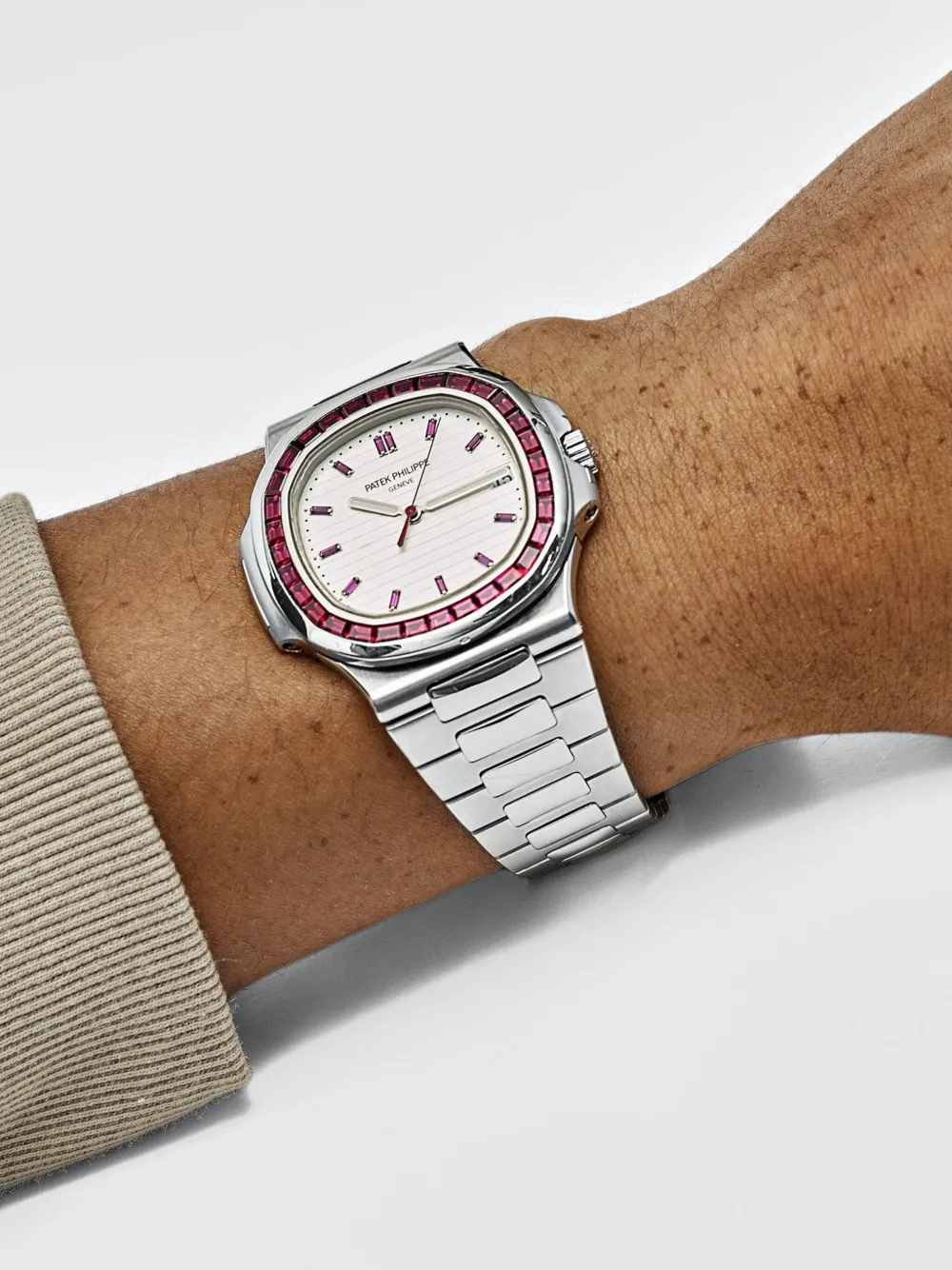 Patek Philippe Pre-Owned 2017 pre-owned Nautilus 40mm | Jewelry | Image 2