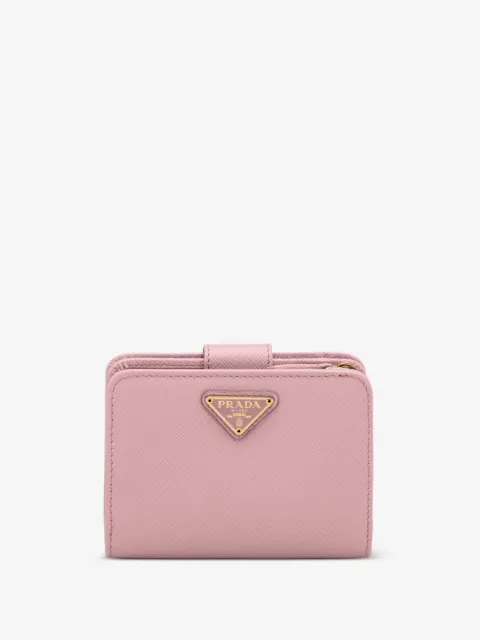 Prada cartera con logo esmaltado