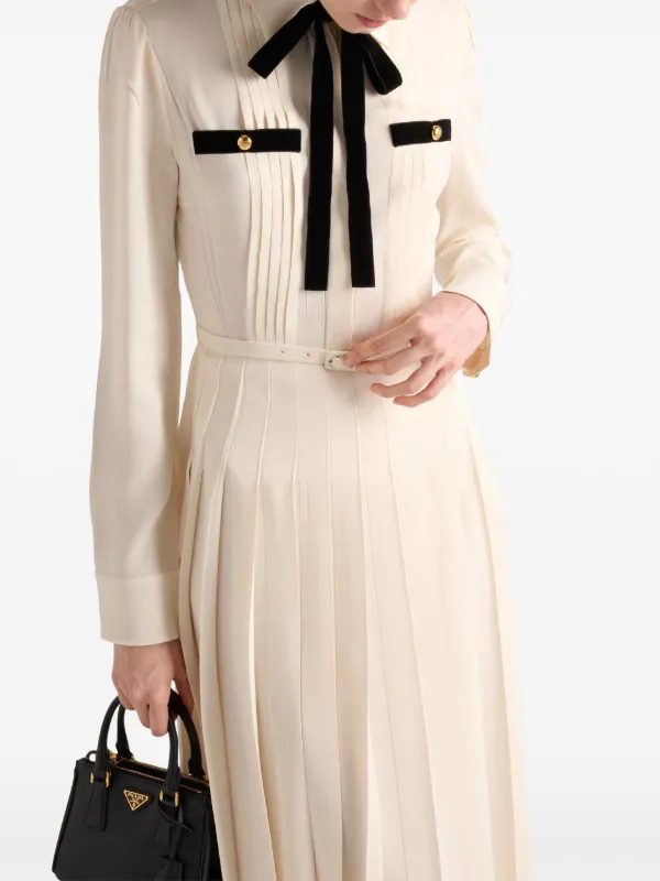 スカート PRADA Pleated voile satin dress Prada Pleated Satin Maxi Dress | Neutrals | FARFETCH