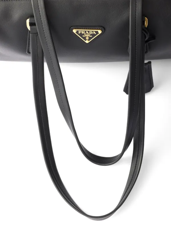 Prada レザー ショルダーバッグ | ブラック | FARFETCH JP
