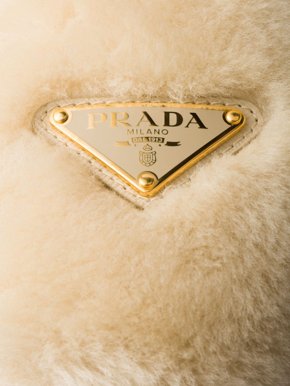 Prada Lammy oorwarmers - Beige