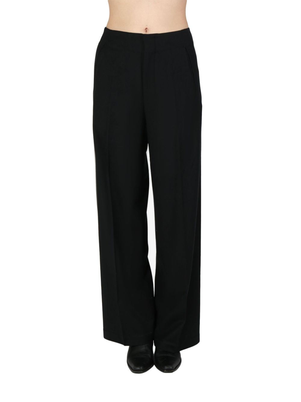 straight-leg trousers