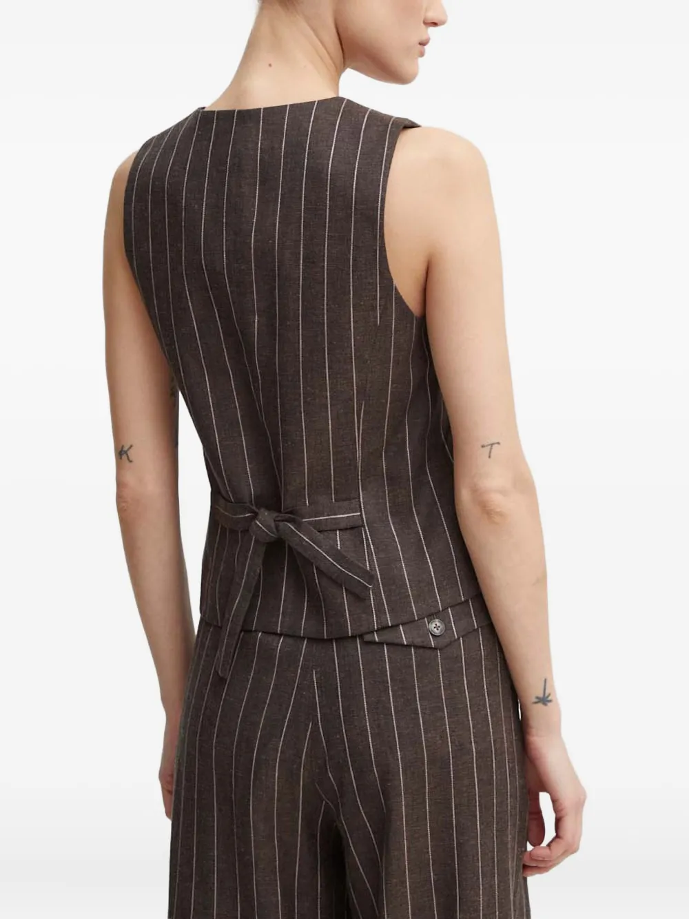  Day Birger Et Mikkelsen Pinstripe-patterned Button Vest - Brown 