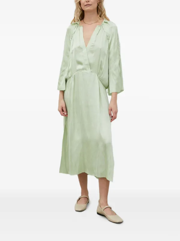 green emerald velvet dress Best Day Green Floral Midi Dress, X-Large - The Mint Julep Boutique main image 0