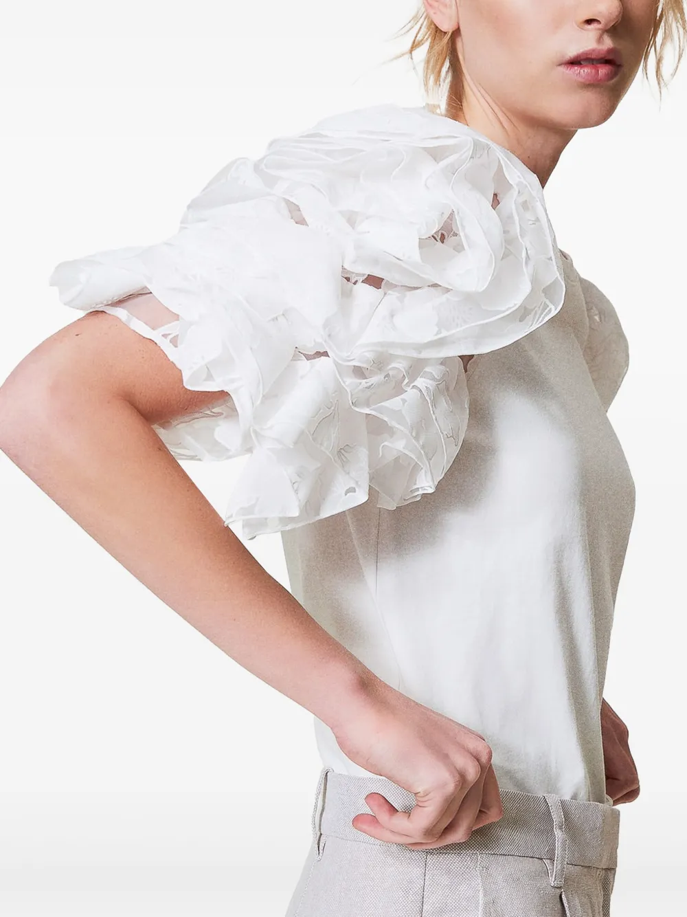 pleat-detail shorts