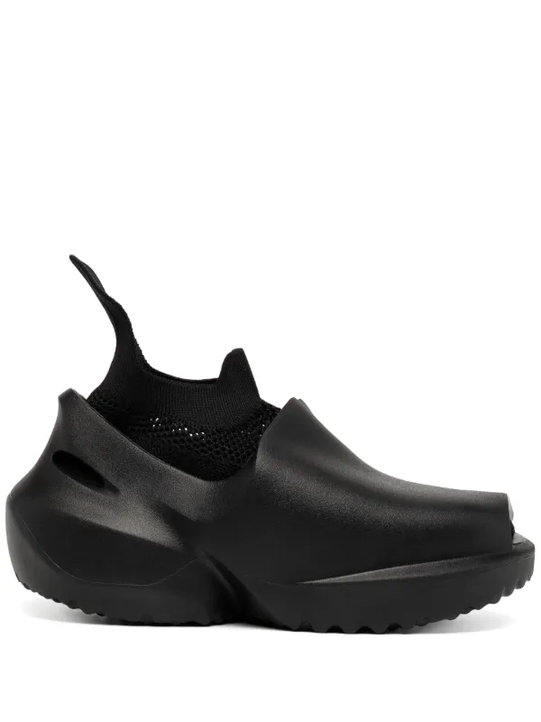 GROUNDS Clay サンダル | ブラック | FARFETCH JP