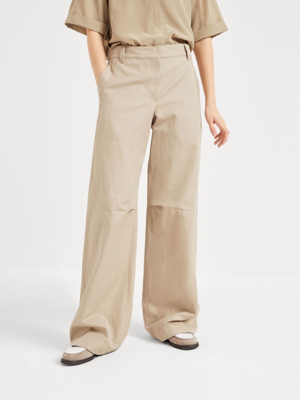 Brunello Cucinelli Ergonomic trousers Women