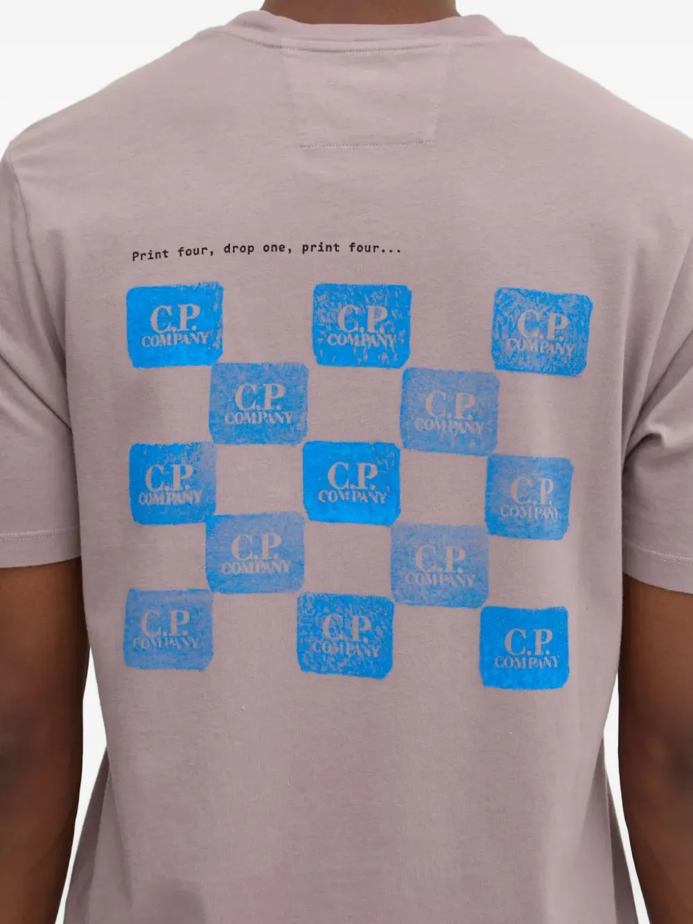 C.P. Company T-shirt met logoprint en boxpatroon Paars