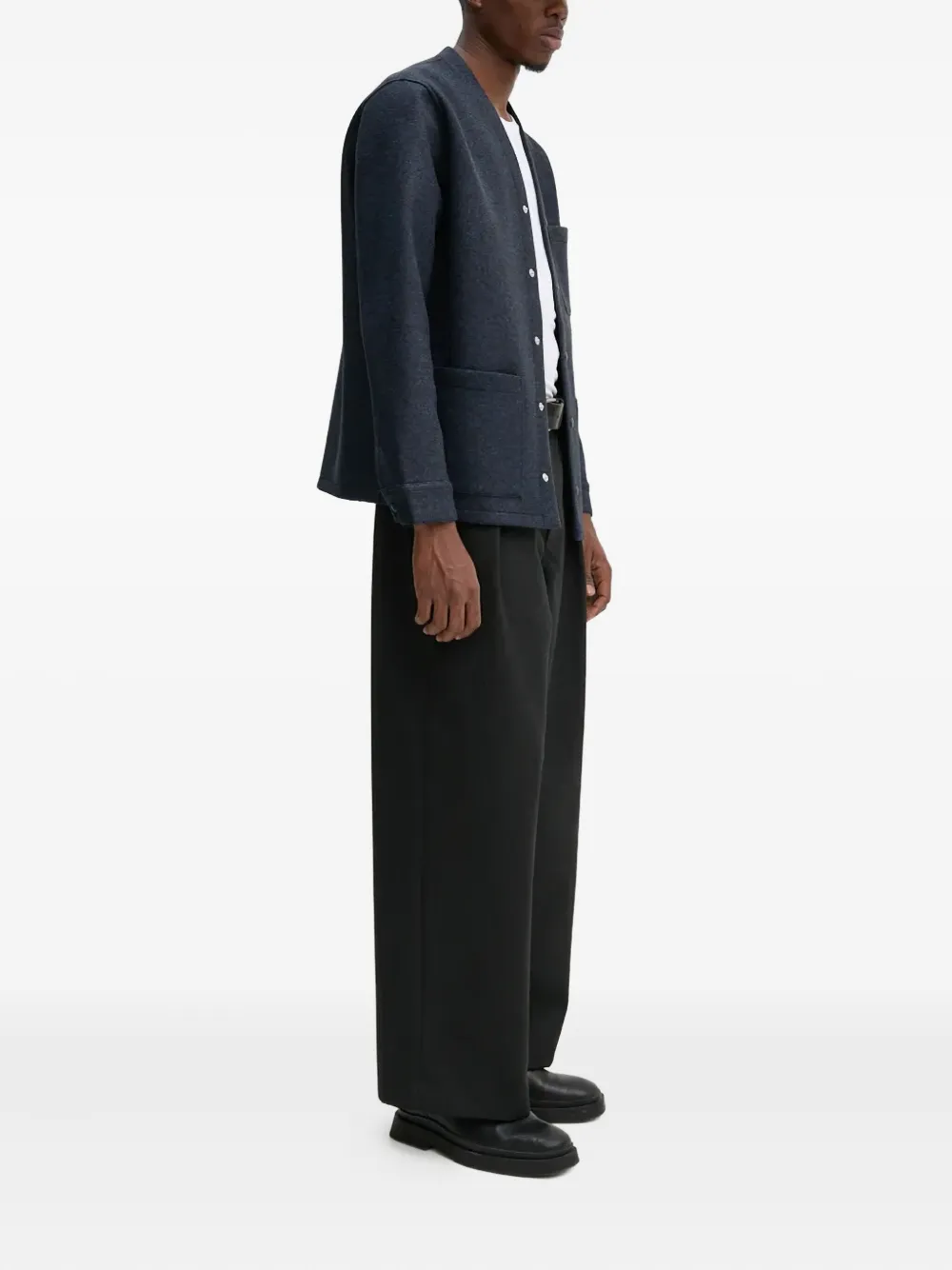 A.P.C. button-fastening patch-pocket jacket | Shirt Jackets | Image 2