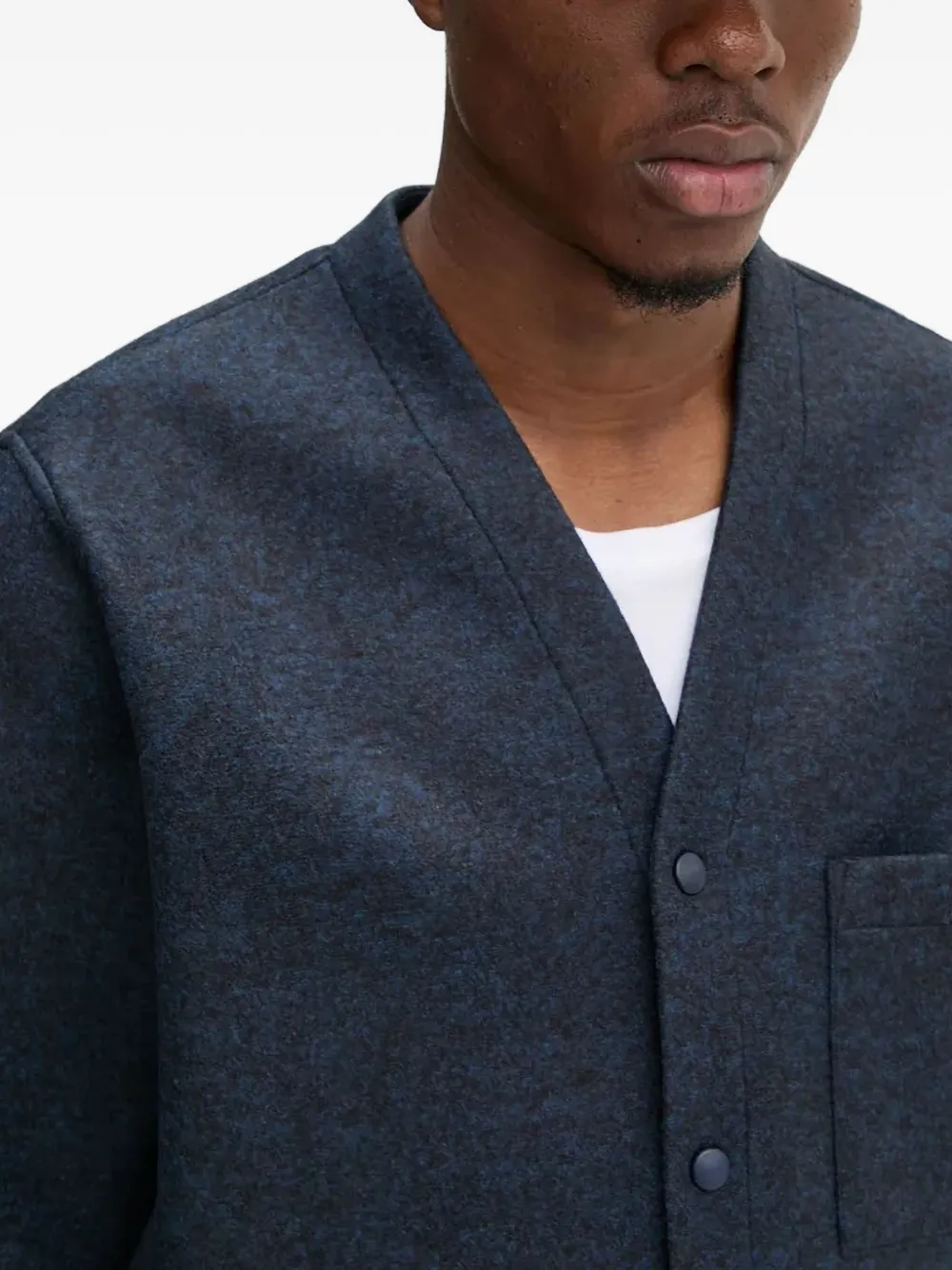 A.P.C. Jack met opgestikte zak en knoopsluiting Blauw