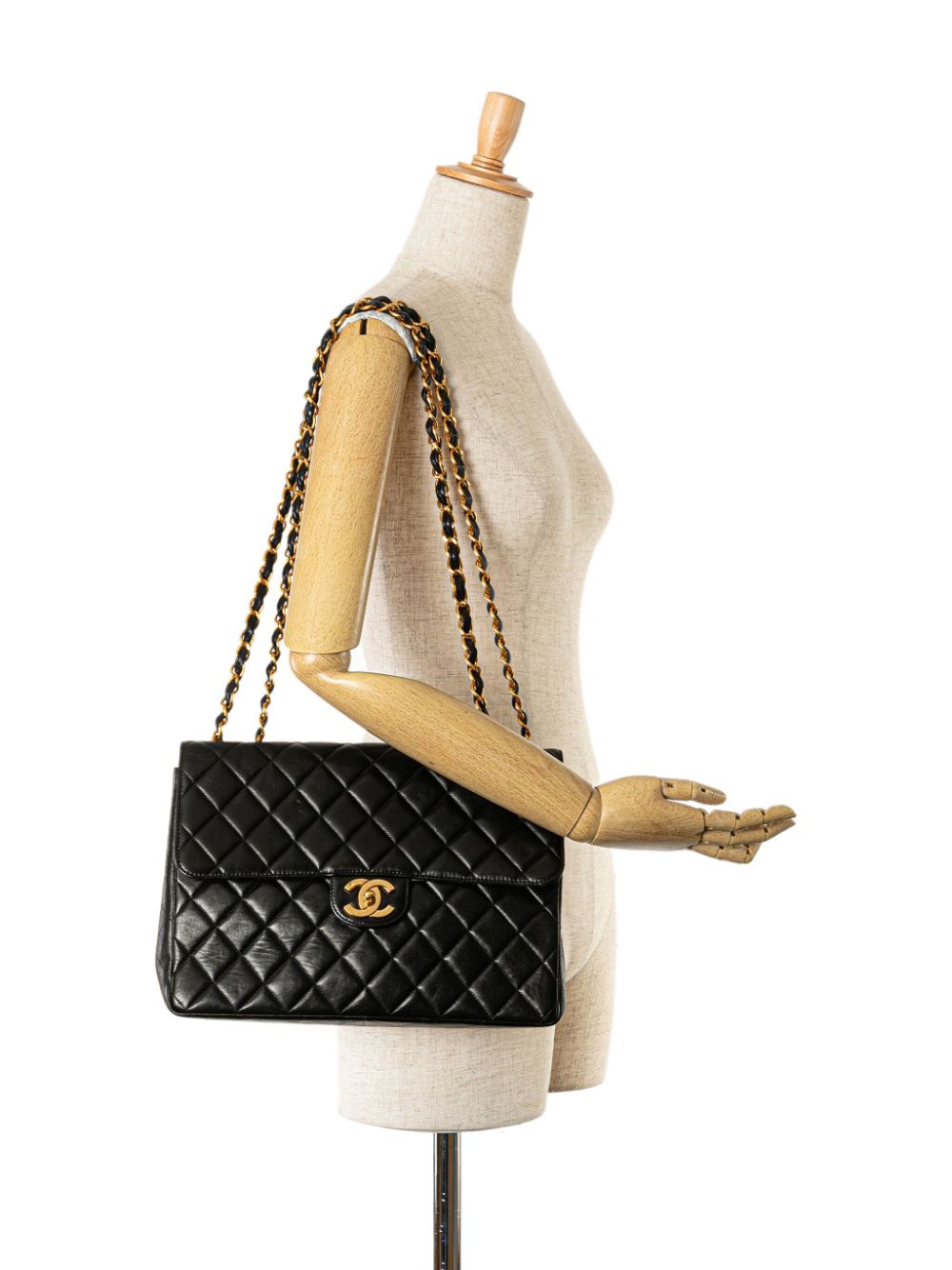 CHANEL 1996-1997 Jumbo Classic Lambskin Single Flap shoulder bag Women