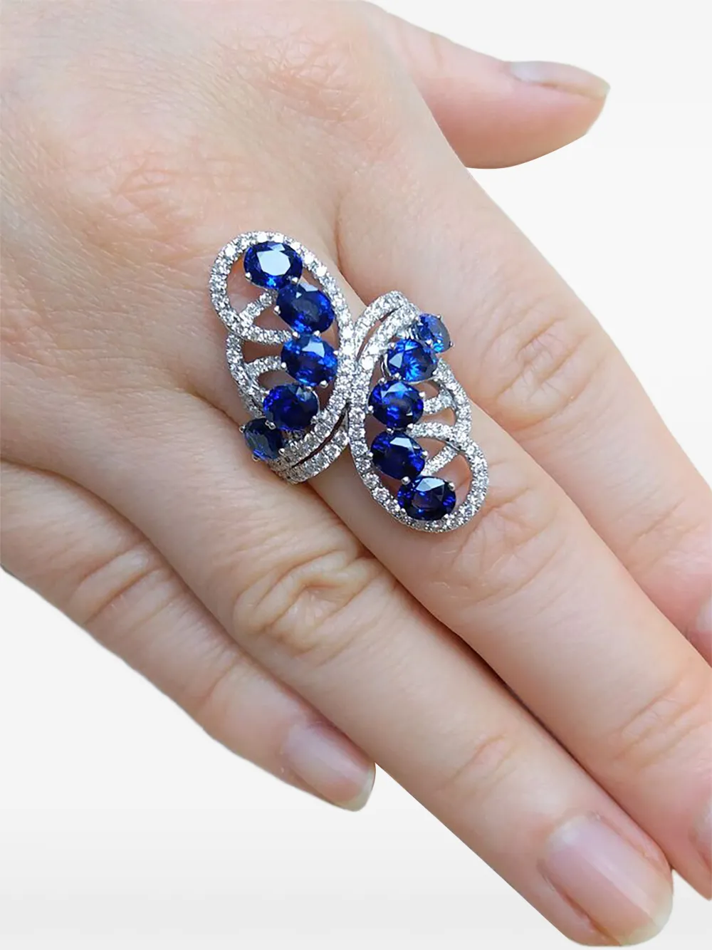 18k White Gold Sapphire And Diamond Ring