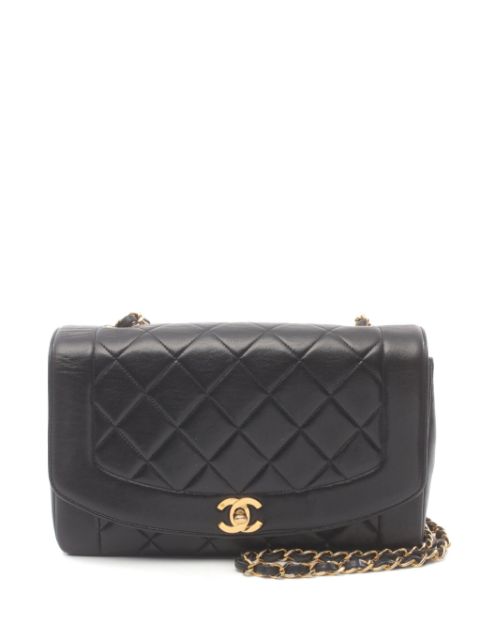 HOT SALE CHANEL 1996-1997 medium Diana shoulder bag Women