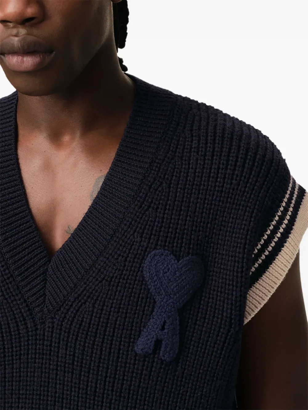 【AMI】v neck knit AMI Paris Ribbed V-neck Sweater | Blue | FARFETCH