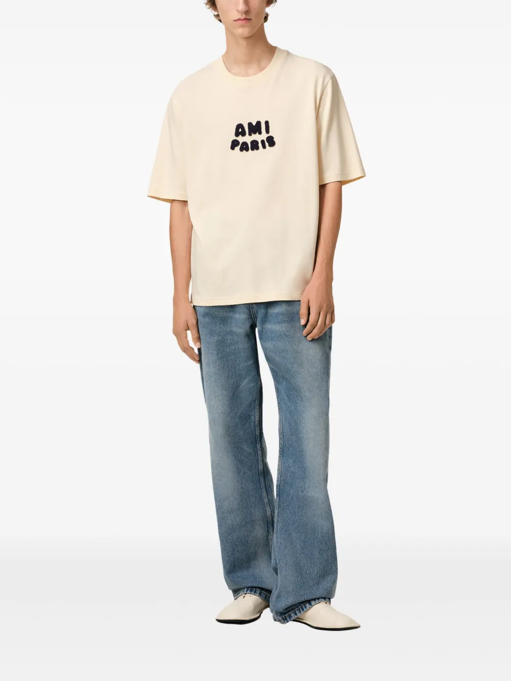 AMI Paris T-shirt met patch - Beige