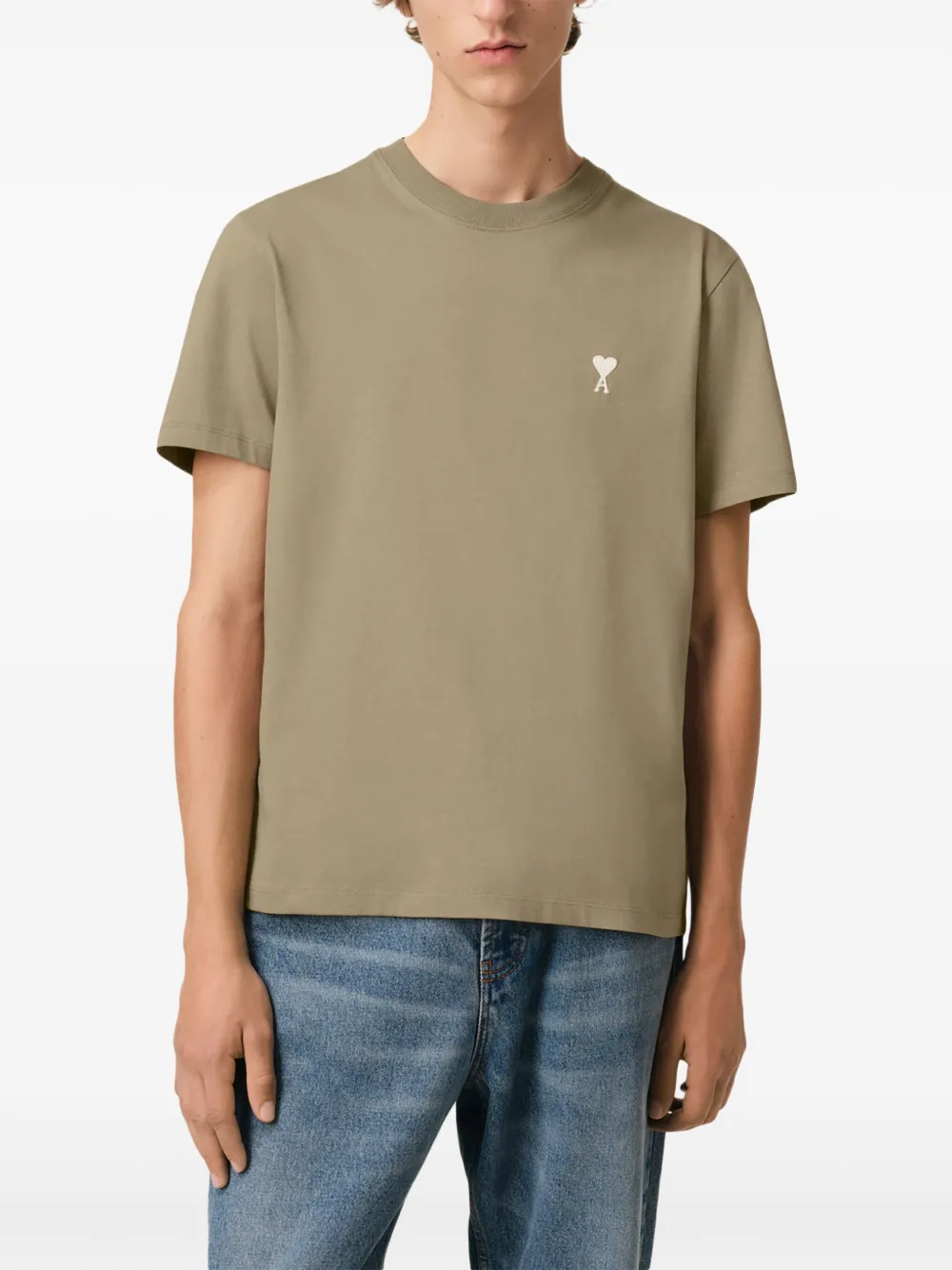 AMI Paris T-shirt met logo Beige