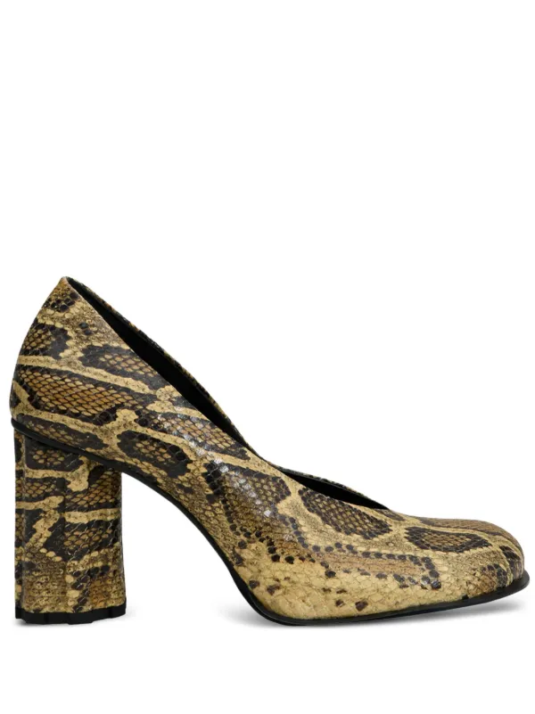 Ami Paris 85mm Piano Pumps in Neutrals