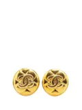 CHANEL Pre-Owned 1970-1980 Gold Plated CC Quilted Round Clip on costume earrings