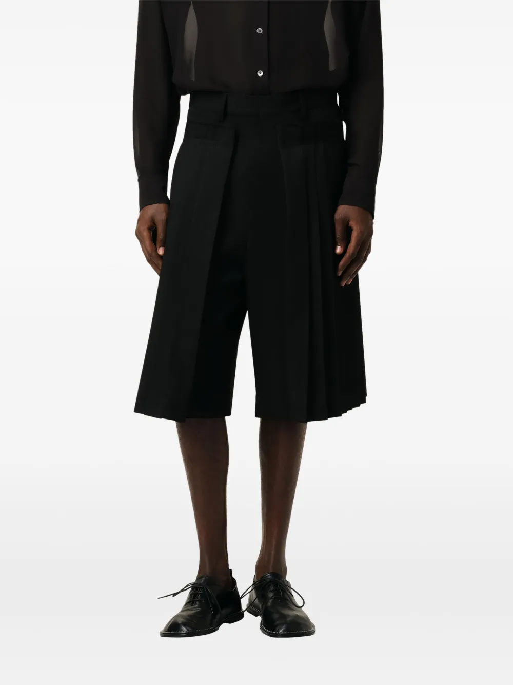 AMI Paris Geplooide bermuda shorts Zwart