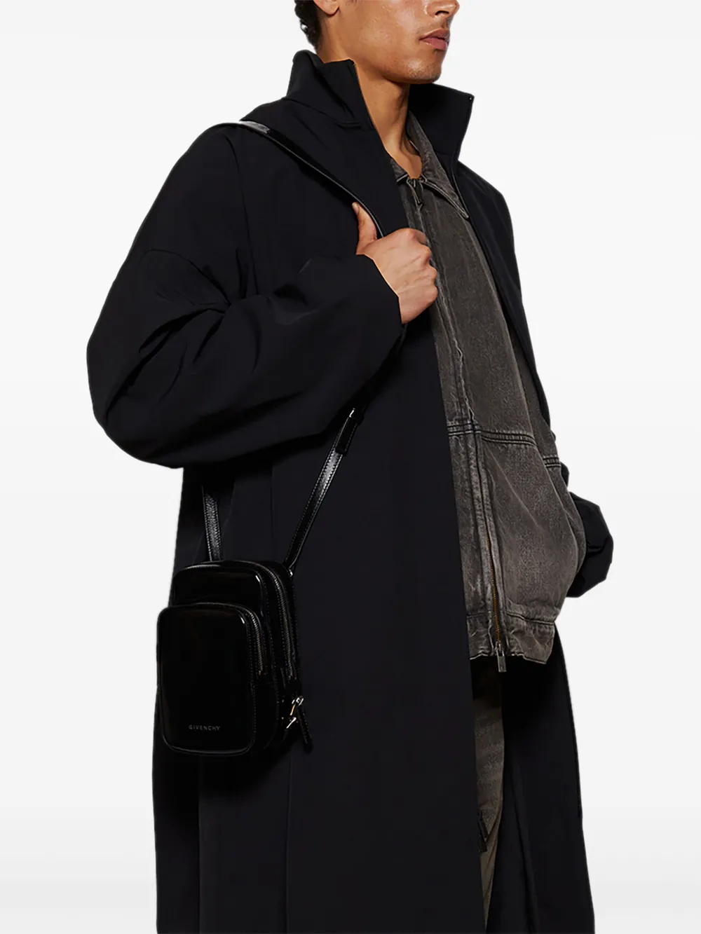  Givenchy Pandora Shoulder Bag - Black 