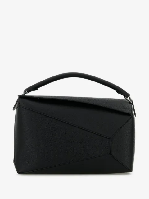 LOEWE شنطة كتف 'بازل إيدج' كبيرة