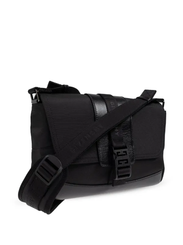 Givenchy ブラック スモール G-Trail メッセンジャーバッグ Givenchy G-Trail Crossbody Bag in Black | FWRD