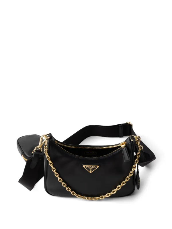 ショルダーバッグ・ポシェット PRADA Black Leather Re-Edition 2005 Shoulder Bag Prada Re-Edition 2005 Shoulder Bag | Black | FARFETCH
