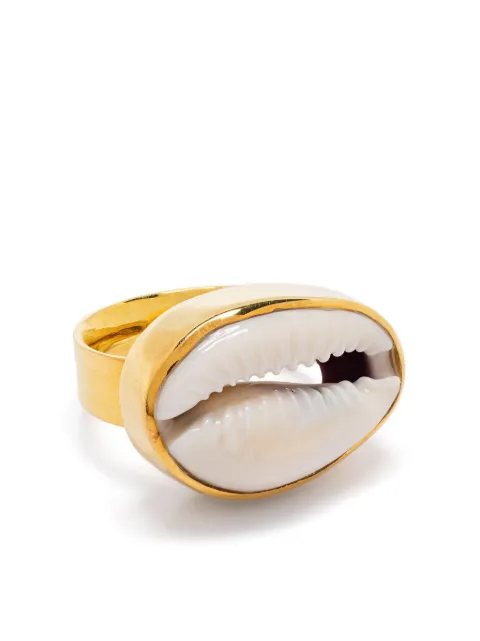 Tohum anillo con aplique de concha de mar
