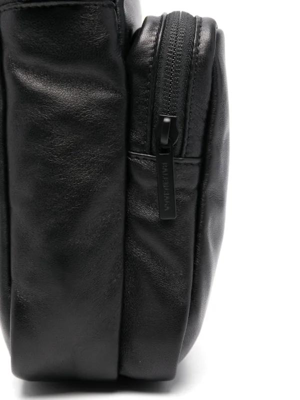 BALENCIAGA x Under Armour ロゴ レザー クロスボディバッグ BALENCIAGA x Under Armour ロゴ レザー クロスボディバッグ