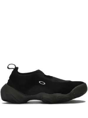 日本未発売モデル Oakley Carbon Shadow レザースニーカー 楽天市場】BRAIN DEAD ブレインデッド Oakleyコラボスニーカー