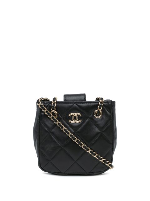 HOT SALE CHANEL 2021 Quilted Lambskin Tiny Shopping Clutch With Chain crossbody bag Women