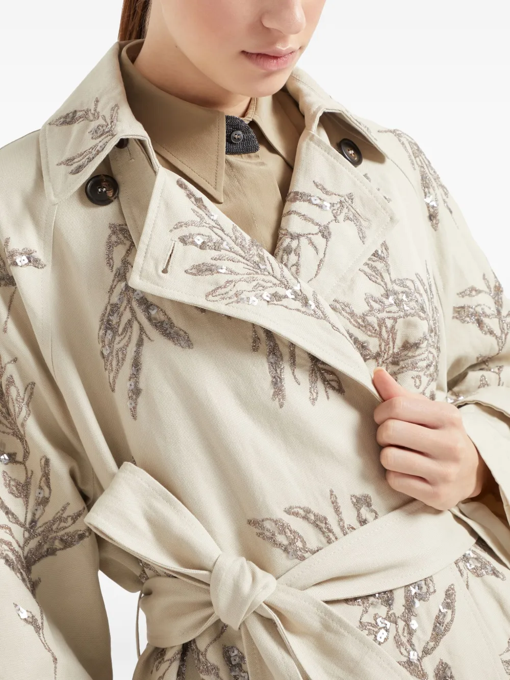 Brunello Cucinelli Flora trenchcoat met borduurwerk Beige