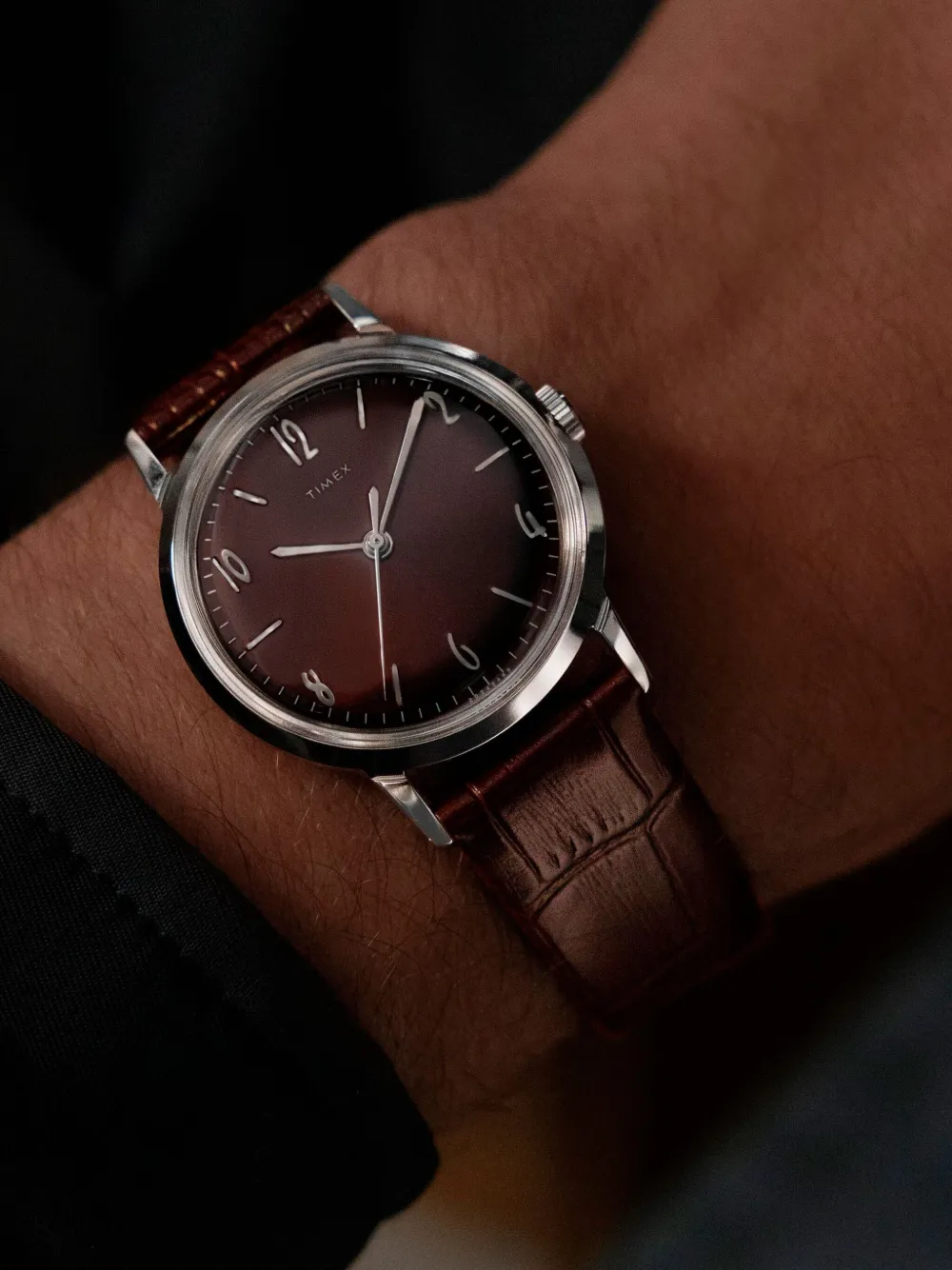 TIMEX Marlin 34 mm - Bruin