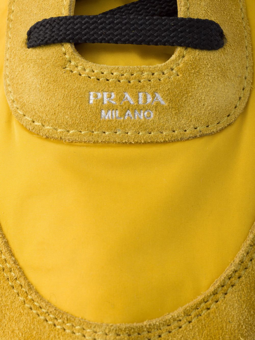 Prada Re-Nylon sneakers Geel