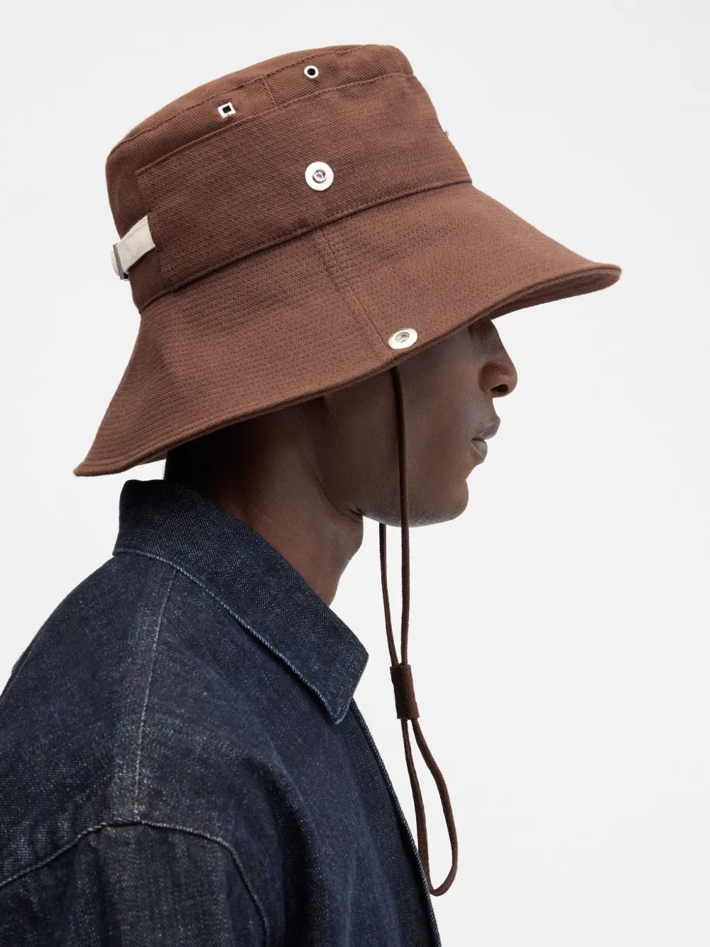 Jacquemus Le Bob De-Nimes bucket hat - Bruin