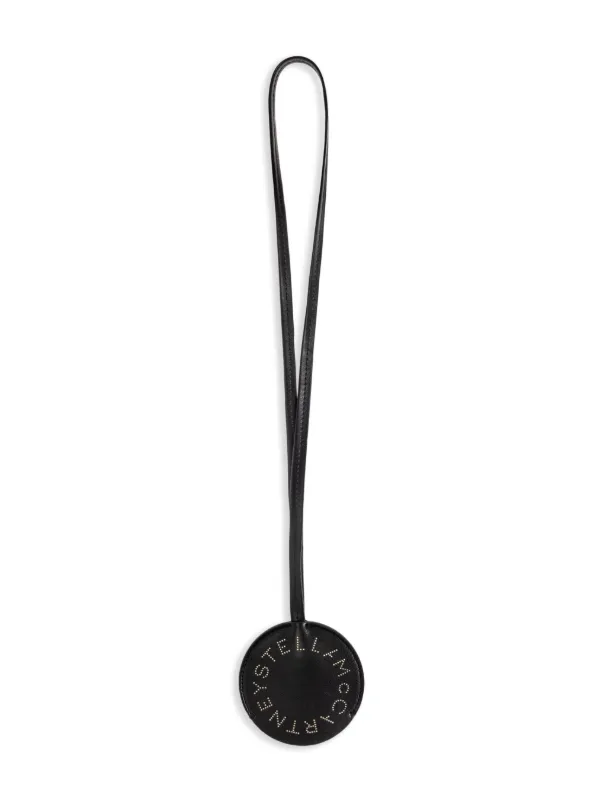 【Stella McCartney】関税送料込 チャーム キーホルダー Stella McCartney ロゴ キーホルダー | ブラック | FARFETCH JP