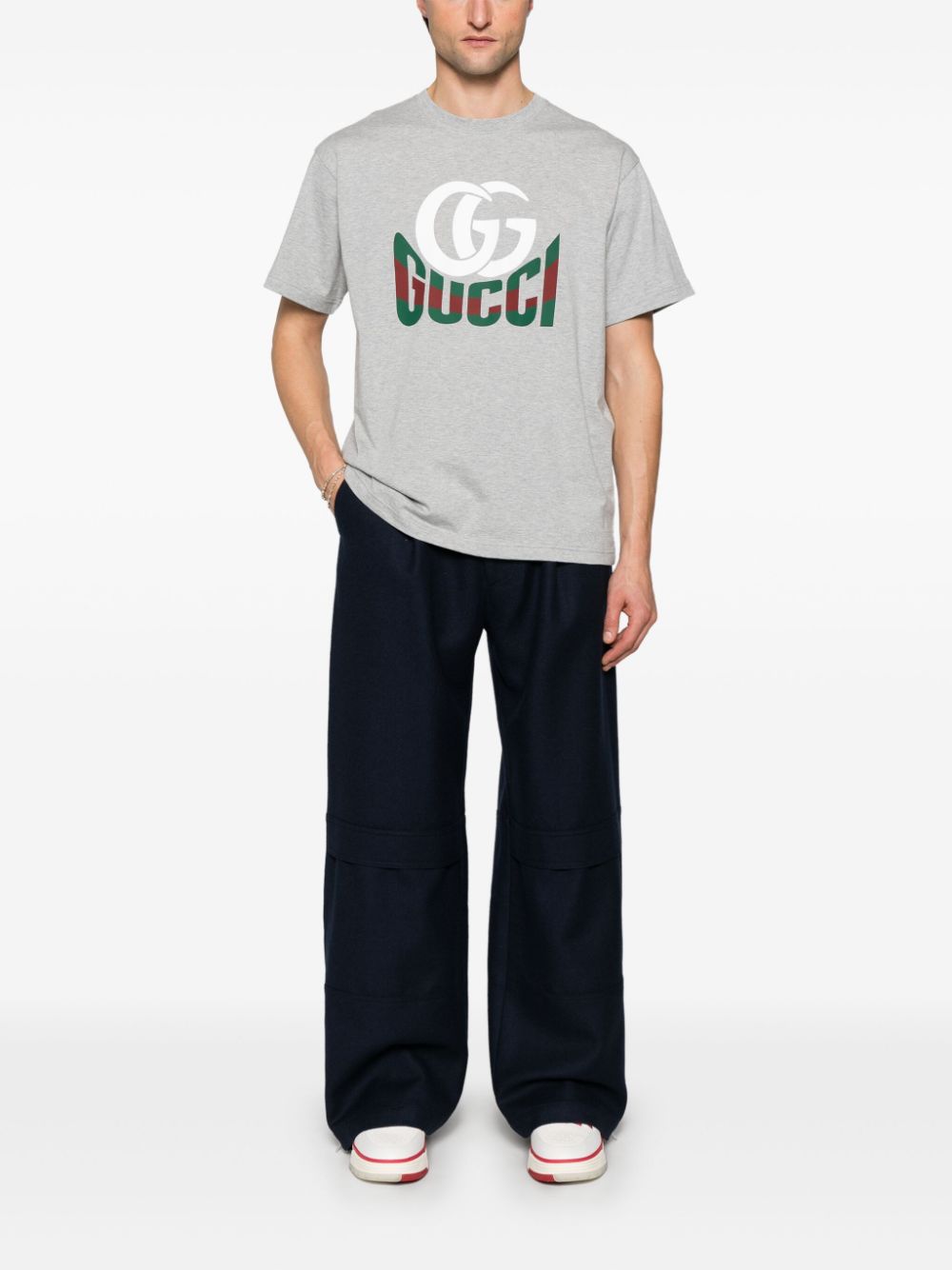 Gucci T-shirt met logoprint - Grijs