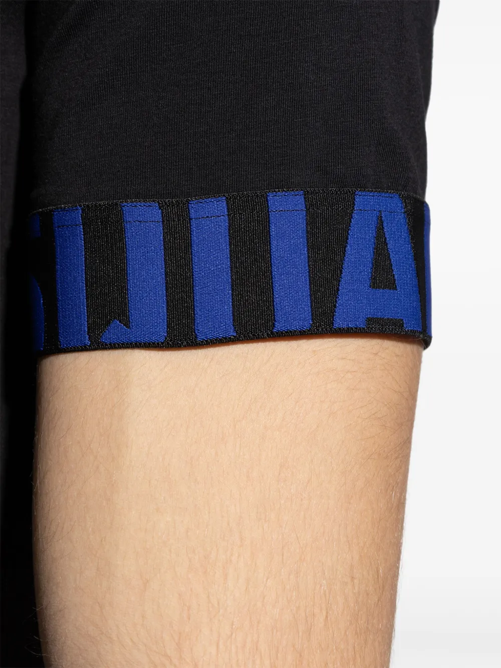 Dsquared2 Logo-detail Short-sleeve T-shirt In Black