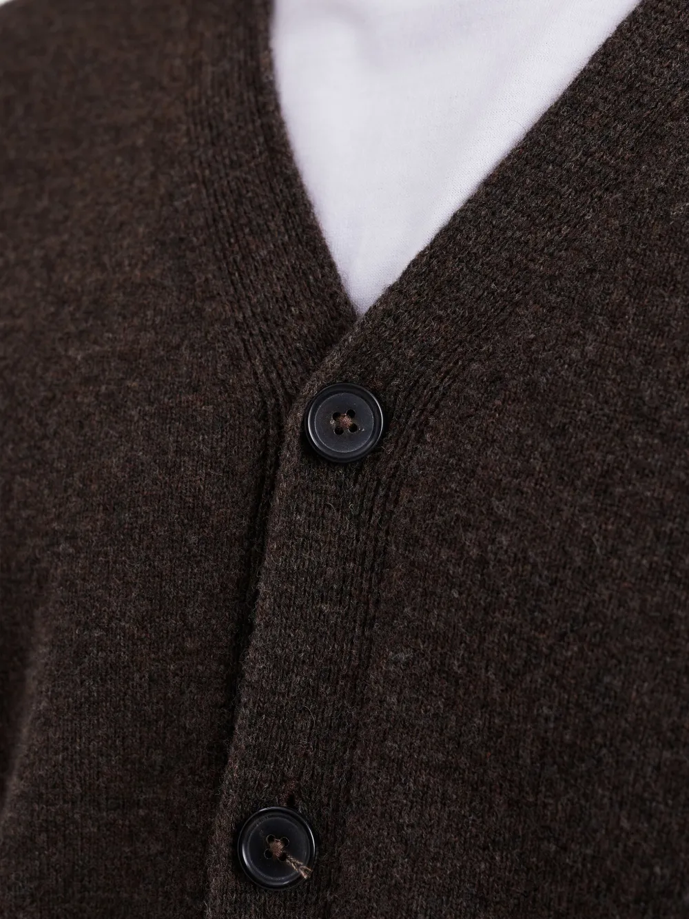 Norse Projects Vest met V-hals Bruin