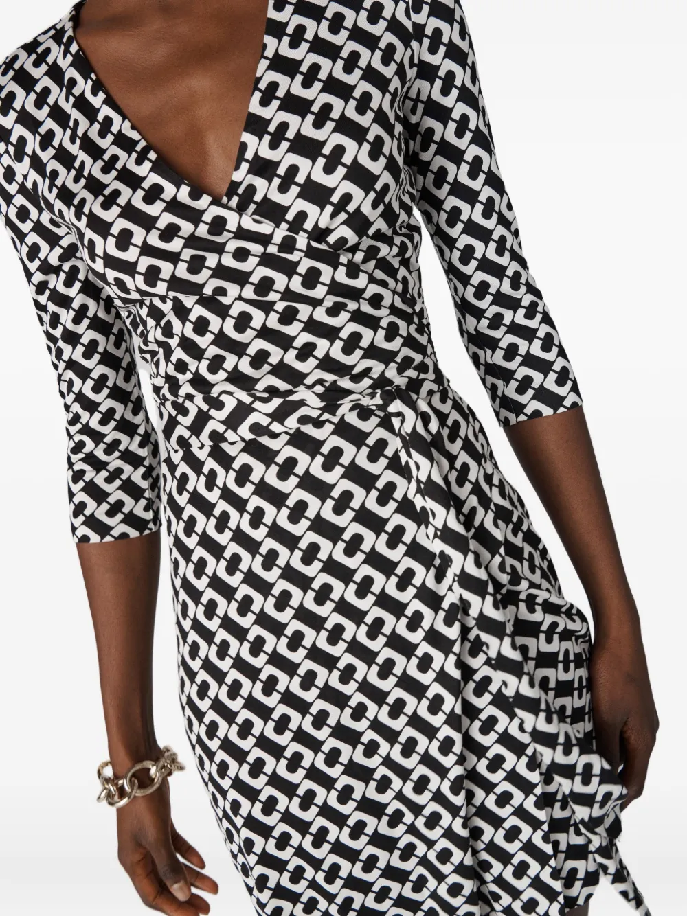 Diane Von Furstenberg Julian Printed Silk Mini Wrap Dress In White