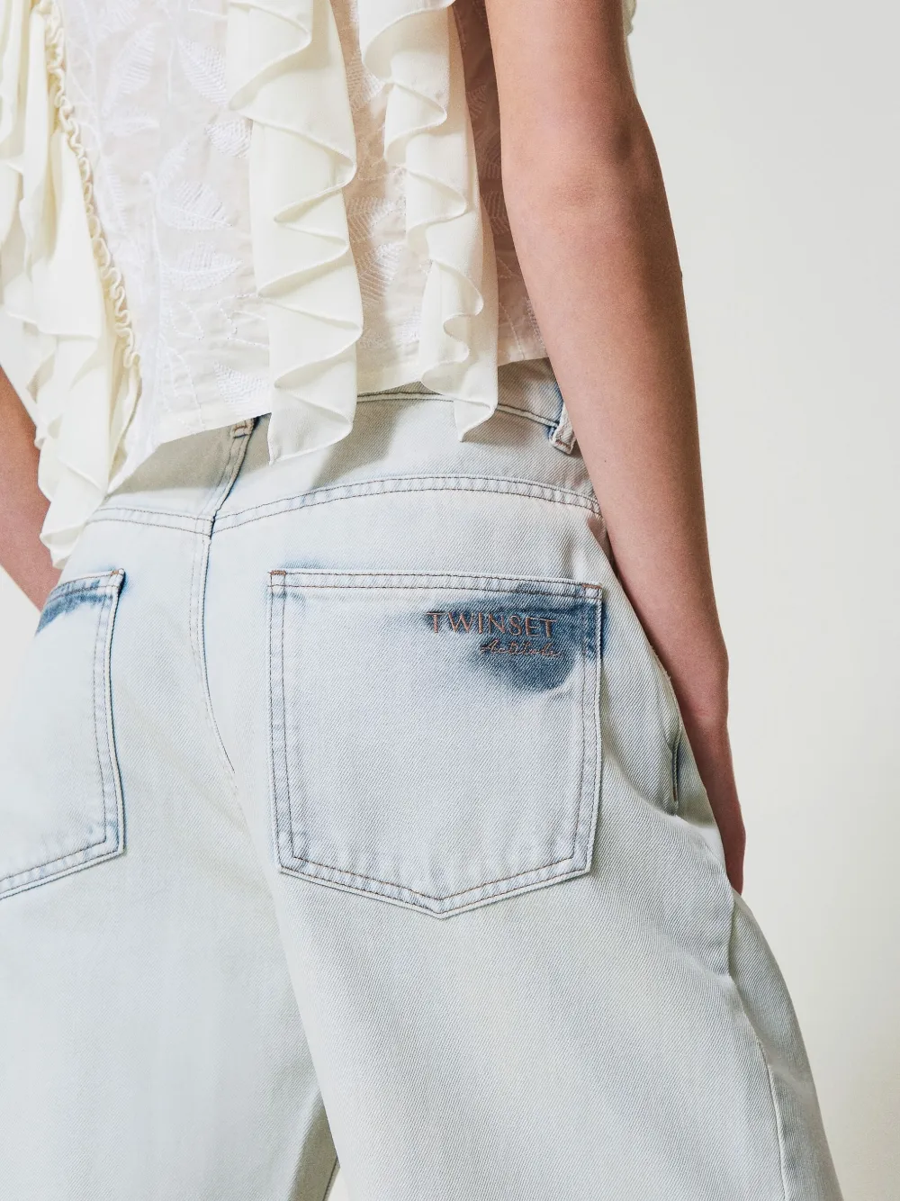TWINSET Mid waist barrel jeans Blauw