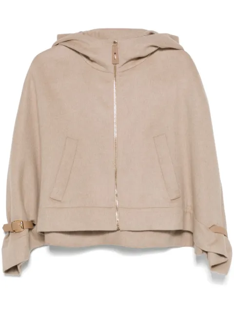 Max Mara capa Serio