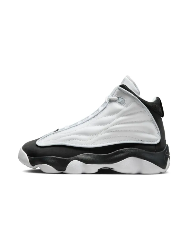 black and white jumpman pro