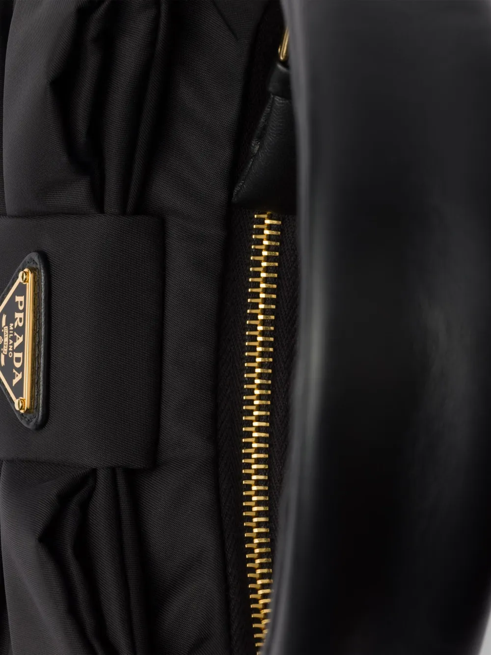 Prada Re-Nylon kleine tas Zwart