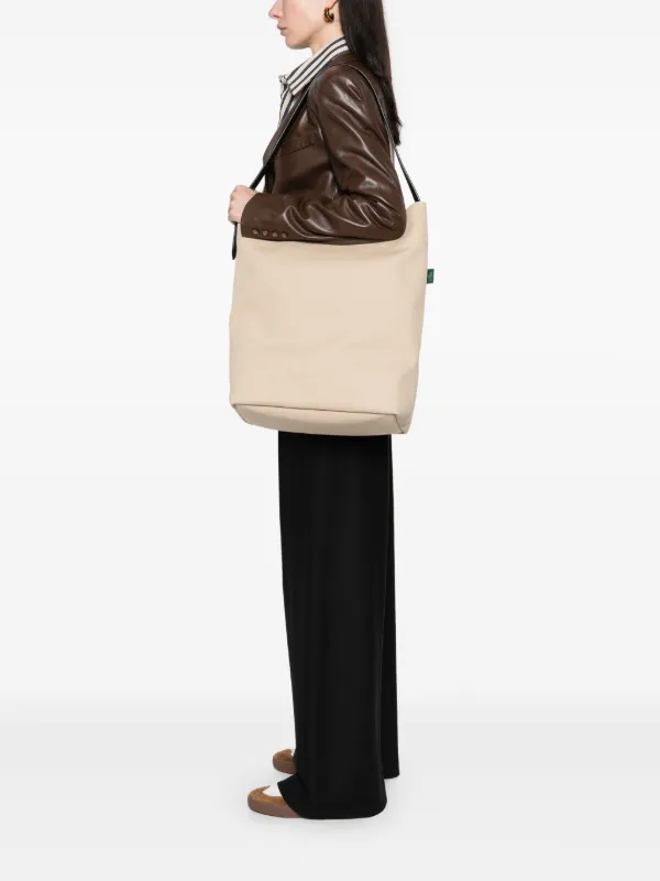 BRADY Leven ショルダーバッグ | ニュートラル | FARFETCH JP