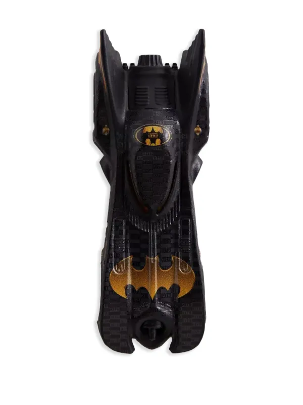 新品　KITH×Hot Wheels　希少なボックスロゴ仕様の限定バットモービル 新品 KITH×Hot Wheels 希少なボックスロゴ仕様の限定バット