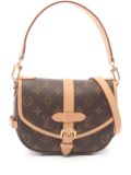 Louis Vuitton Pre-Owned 2021 Saumur BB two-way handbag - Brown